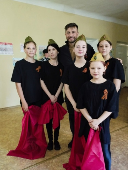 Победный май.
